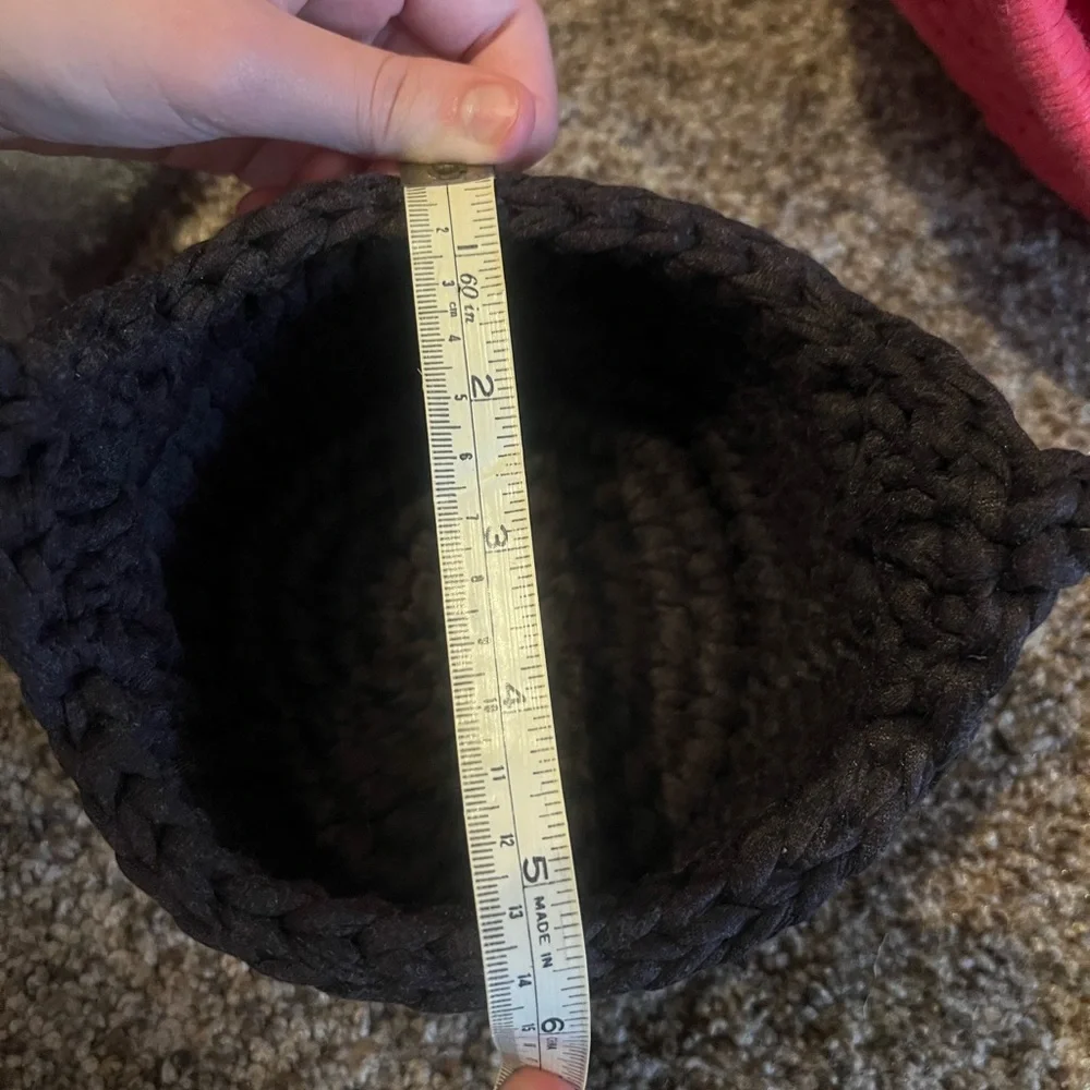 N/A knitted crochet